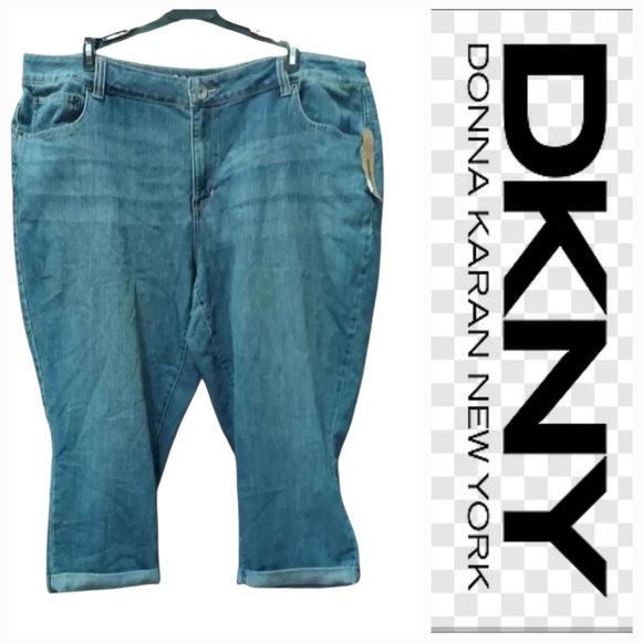 Dkny Denim - NWT DKNY Blue Ankle Cropped Capri Jeans with Modern Casual Fit ~sz 28W